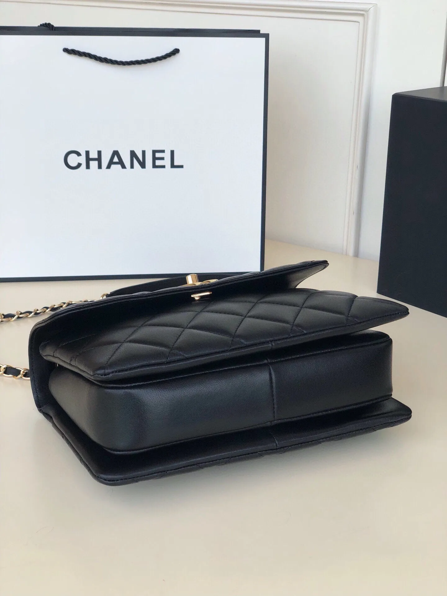 Luxury Handbag for Women - CHL - 5775
